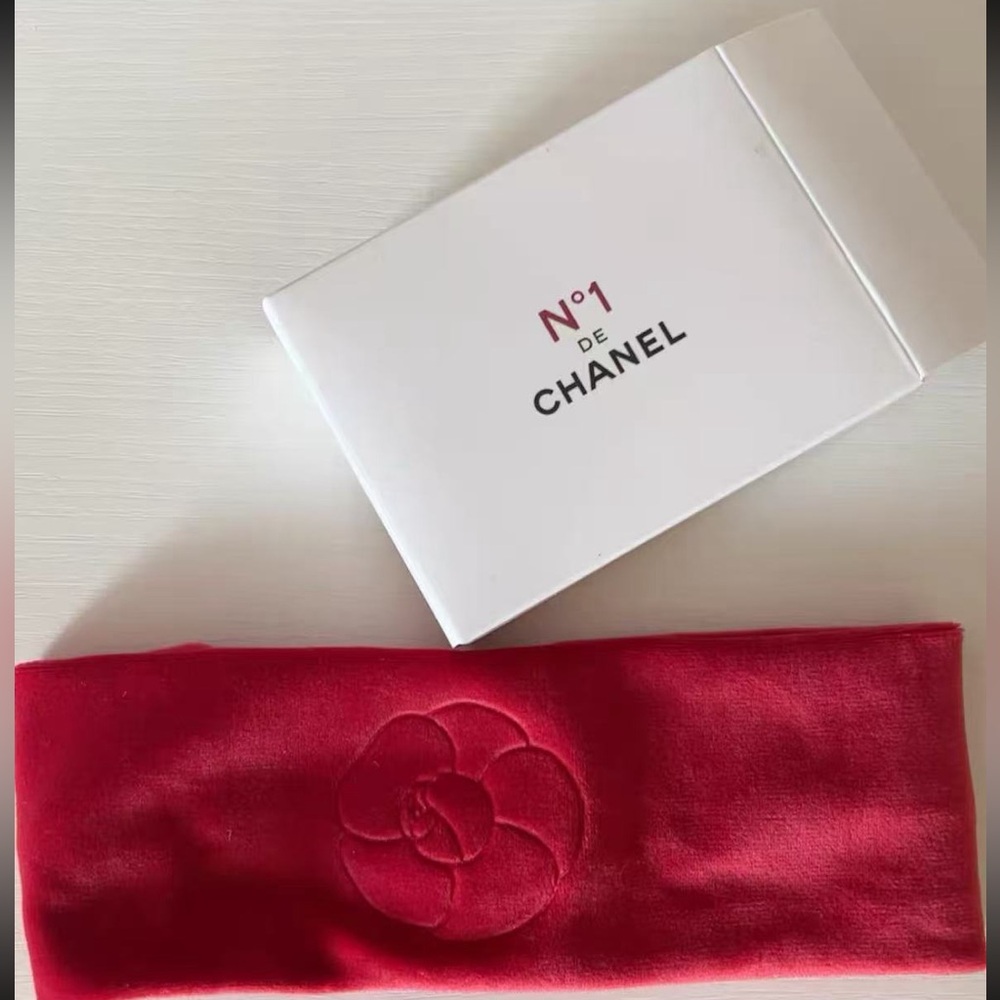 Chanel gift Red Headband - Picture 4 of 7